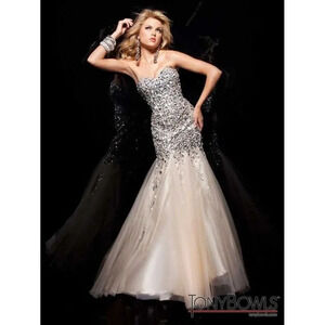 TONY BOWLS Strapless Prom Gown Long Beaded Sheer Mermaid Strapless Size 2